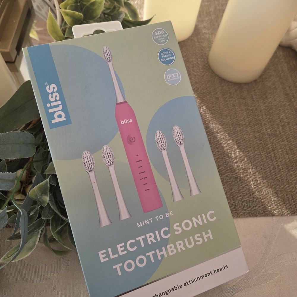 Bliss Pink Electric Sonic Toothbrush - Picture 4 of 6
